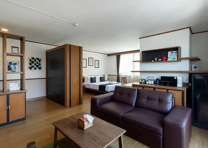 Nature Boutique Ratchayothin 3* Bangkok