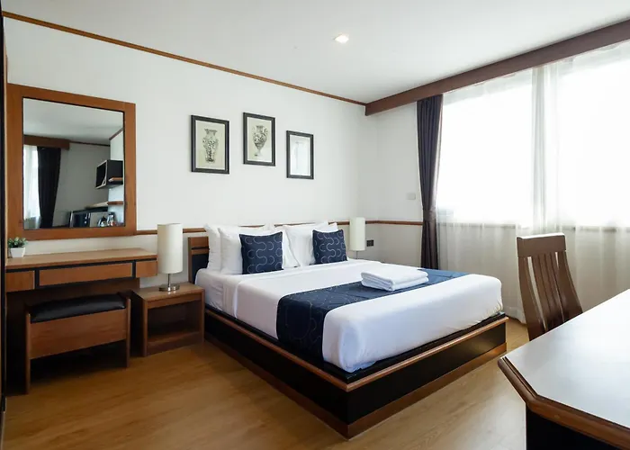 Nature Boutique Ratchayothin Hotel