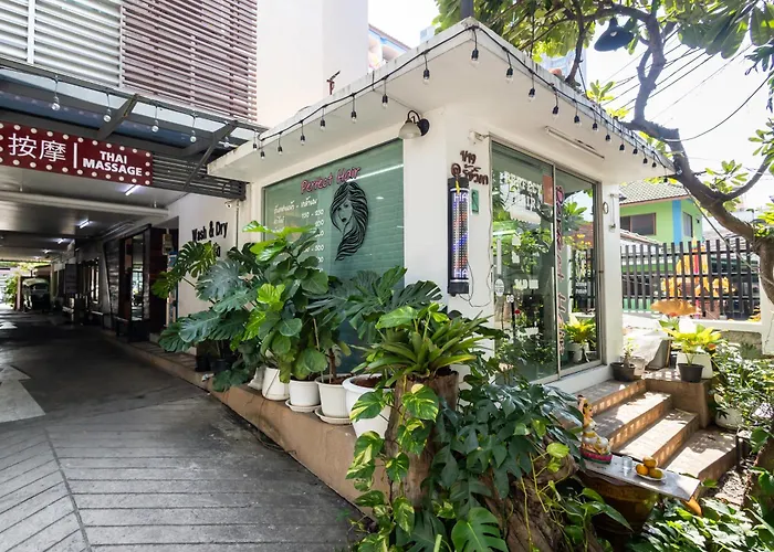 Nature Boutique Ratchayothin Hotel Bangkok